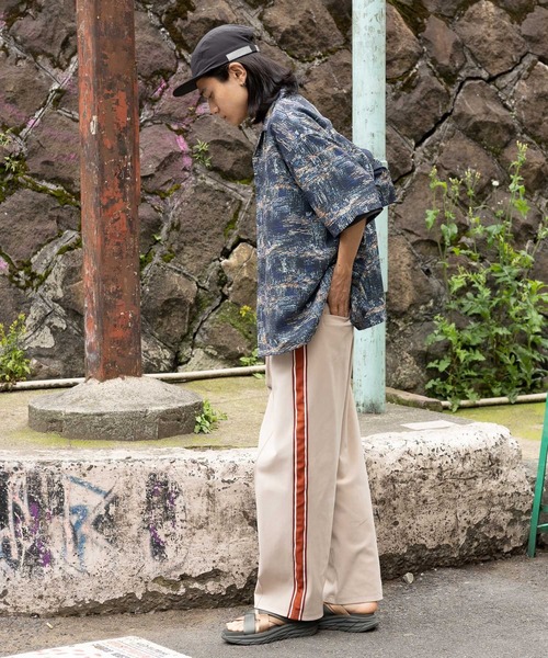 niko and...（ニコアンド）の「オープンカラー総柄シャツ（シャツ/ブラウス・メンズ・ブルー/アイボリー/ベージュ・LARGE/MEDIUM）」の21枚目の写真