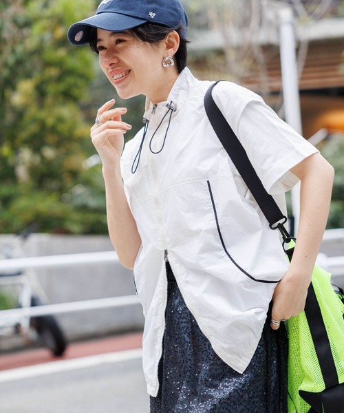 RAGEBLUE（レイジブルー）の「Wジップ/ドロストネックパイピングナイロンベスト（ベスト・レディース・ホワイト/ブルー・FREE）」の21枚目の写真