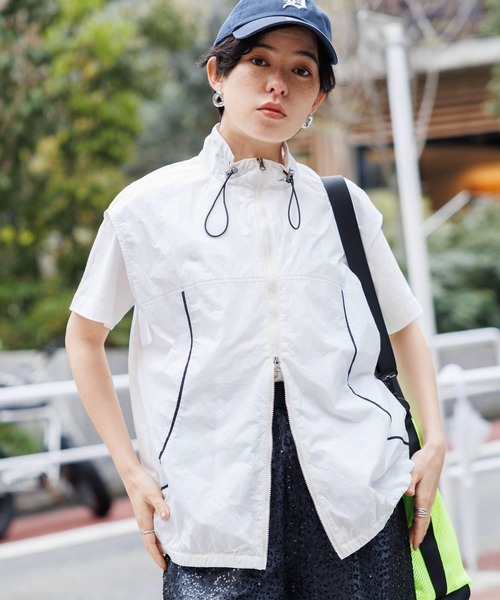 RAGEBLUE（レイジブルー）の「Wジップ/ドロストネックパイピングナイロンベスト（ベスト・レディース・ホワイト/ブルー・FREE）」の22枚目の写真