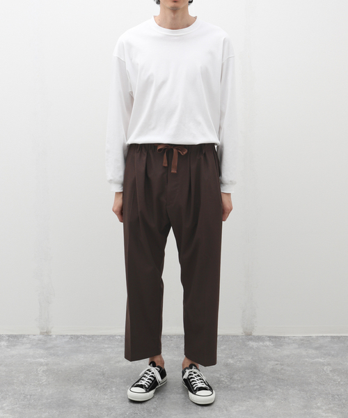 Sillage(シアージ)の「Sillage (シアージ) WOOL TROPICAL BAGGY TROUSERS SL24SS-BT(スラックス・メンズ・ブラウン・FREE)」の2枚目の写真