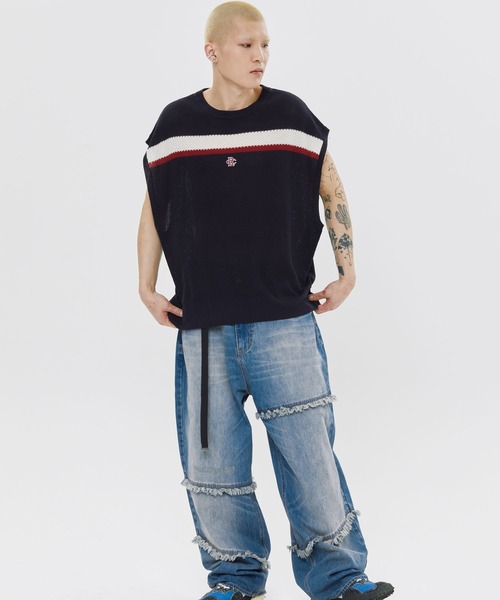 ROMANTIC CROWN（ロマンティッククラウン）の「【UNISEX】ROMANTIC CROWN／ラインニット VEST（ベスト・レディース・ナチュラル/ネイビー・MEDIUM/LARGE）」の4枚目の写真