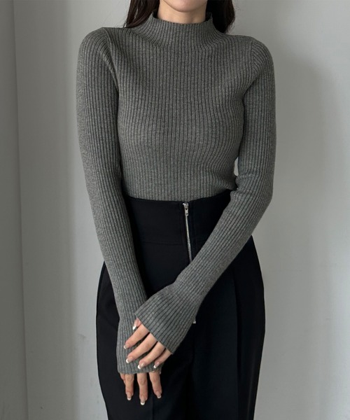 Louere(ルエレ)の「ハイネックリブニット(ニット/セーター・レディース・ブラック/アイボリー/チャコール・SMALL/MEDIUM/LARGE)」の3枚目の写真