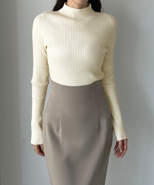 Louere(ルエレ)の「ハイネックリブニット(ニット/セーター・レディース・ブラック/アイボリー/チャコール・SMALL/MEDIUM/LARGE)」の20枚目の写真