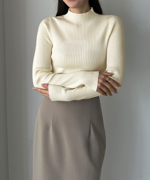 Louere(ルエレ)の「ハイネックリブニット(ニット/セーター・レディース・ブラック/アイボリー/チャコール・SMALL/MEDIUM/LARGE)」の21枚目の写真