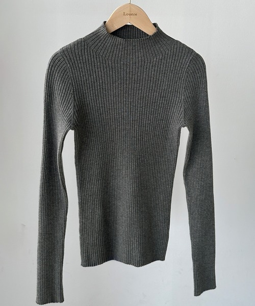 Louere(ルエレ)の「ハイネックリブニット(ニット/セーター・レディース・ブラック/アイボリー/チャコール・SMALL/MEDIUM/LARGE)」の4枚目の写真