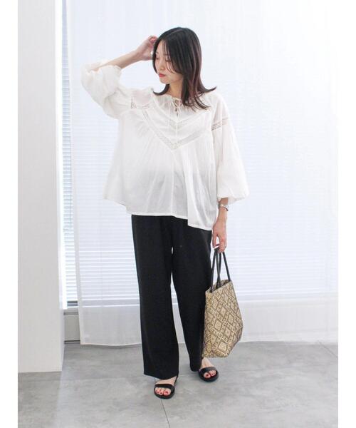 Samansa Mos2 blue(サマンサモスモスブルー)の「【Made in India】レース切替ブラウス(シャツ/ブラウス・レディース・グリーン/オフホワイト/ブラック・F)」の9枚目の写真