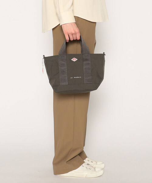 DANTON(ダントン)の「CORDURA CANVAS 2WAY TOTE BAG〈LE-MARAIS〉(トートバッグ・レディース・グレイッシュベージュ/ブラック/ダークグレー/マスタード/ブルー系その他/ダークグリーン・-)」の18枚目の写真