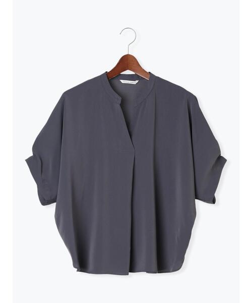 Te chichi TERRASSE（テチチテラス）の「【イージーケア】ドルマンスキッパーブラウス（シャツ/ブラウス・レディース・チャコールグレー/ブラック/モカ・F）」の3枚目の写真