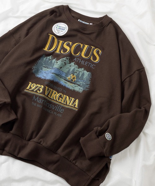 DISCUS ATHLETIC(ディスカス アスレチック)の「【DISCUS/ディスカス】2type カレッジロゴ フロント刺繍デザイン ビッグシルエット クルーネックスウェット/トレーナー(スウェット・レディース・クリーム/ダークブラウン/チャコールグレー/オートミール・L/M)」の3枚目の写真
