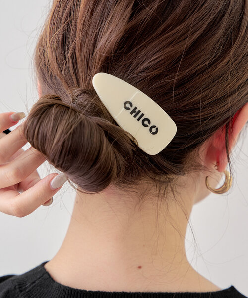 Chico(チコ)の「Chicoロゴ入りピン(ヘアピン・レディース・アイボリー/ブラック/ブラウン・FREE)」の2枚目の写真