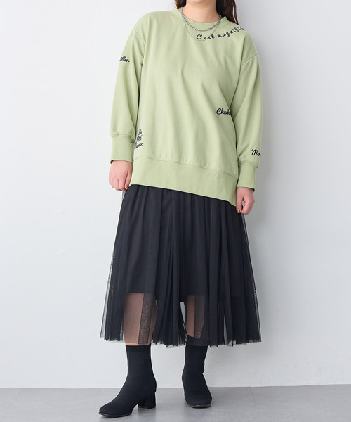 anyfee(エニフィー)の「【anyfee】ビッグシルエット裏毛刺繍スウェットプルオーバー《大きいサイズ/プラスサイズ》(スウェット・レディース・アイボリー/チャコール/ライトグリーン・LL/3L/5L/4L)」の4枚目の写真