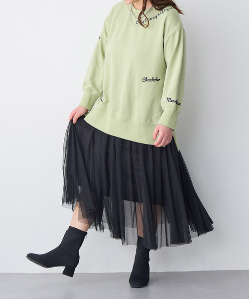 anyfee(エニフィー)の「【anyfee】ビッグシルエット裏毛刺繍スウェットプルオーバー《大きいサイズ/プラスサイズ》(スウェット・レディース・アイボリー/チャコール/ライトグリーン・LL/3L/5L/4L)」の5枚目の写真