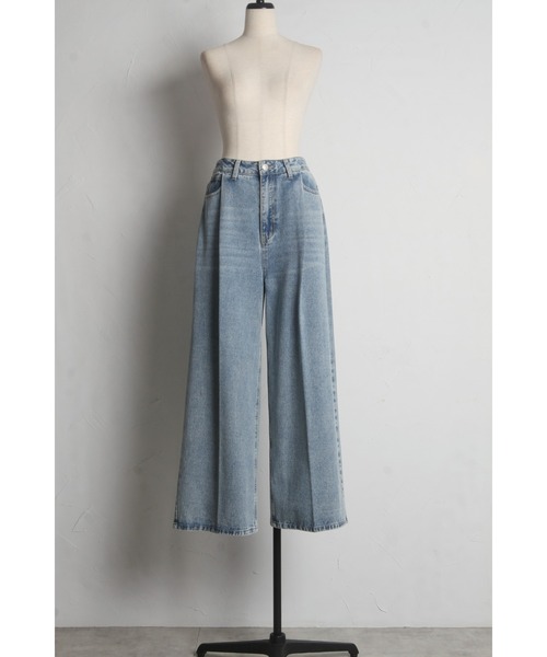 &. NOSTALGIA（アンドドットノスタルジア）の「センタープレスタックワイドデニムパンツ（デニムパンツ・レディース・インディゴブルー/ライトブルー・S/M）」の4枚目の写真