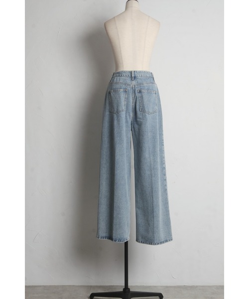 &. NOSTALGIA（アンドドットノスタルジア）の「センタープレスタックワイドデニムパンツ（デニムパンツ・レディース・インディゴブルー/ライトブルー・S/M）」の6枚目の写真