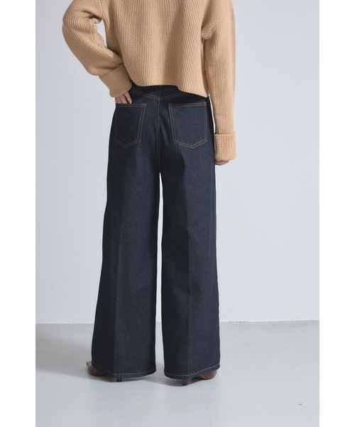 &. NOSTALGIA（アンドドットノスタルジア）の「センタープレスタックワイドデニムパンツ（デニムパンツ・レディース・インディゴブルー/ライトブルー・S/M）」の18枚目の写真