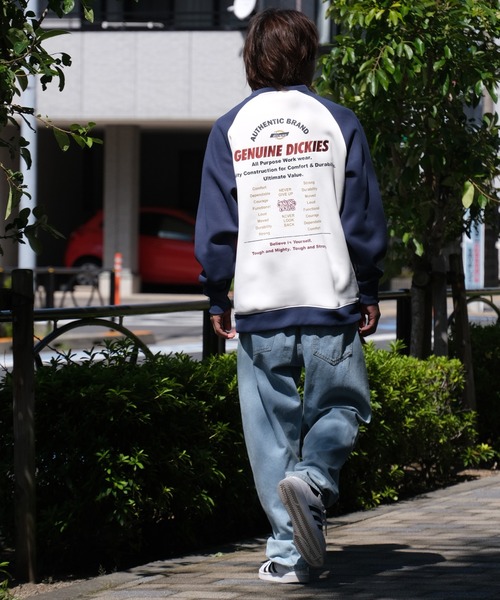Dickies(ディッキーズ)の「【GENUINE DICKIES/ジェニュインディッキーズ】 裏起毛 バック デザイン ラグラントレーナー(スウェット・メンズ・ブラック/ブルー/グリーン・M/L/XL)」の17枚目の写真