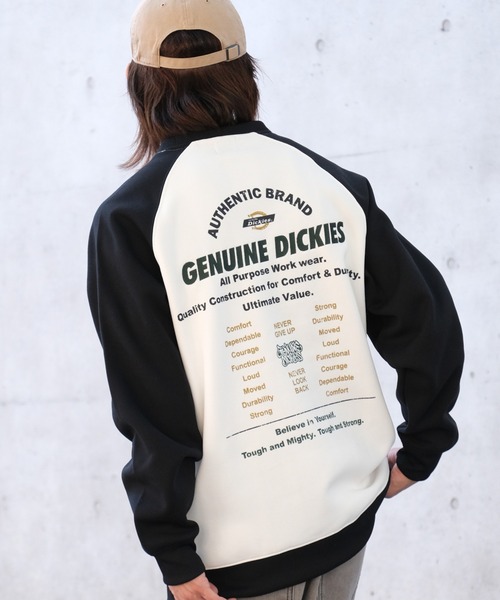 Dickies(ディッキーズ)の「【GENUINE DICKIES/ジェニュインディッキーズ】 裏起毛 バック デザイン ラグラントレーナー(スウェット・メンズ・ブラック/ブルー/グリーン・M/L/XL)」の4枚目の写真