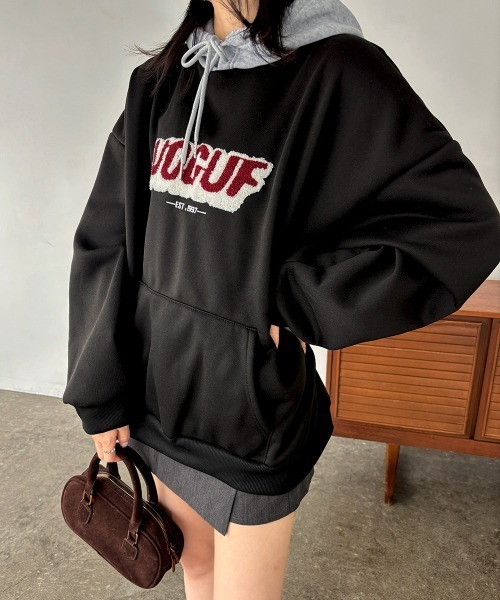 Miniministore(ミニミニストア)の「BF風パーカー ゆったり裏起毛フーディー(パーカー・レディース・ブラック/ワインレッド・FREE)」の16枚目の写真