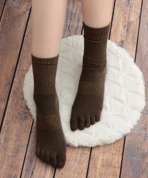 VIBGYOR Women（ヴィブジョー　ウィメン）の「【float】5本指 シンプル サポート付き リブ クルー丈ソックス（ソックス/靴下・レディース・ホワイト/ブラウン/アイボリー/ブラック/ベージュ・FREE）」の4枚目の写真