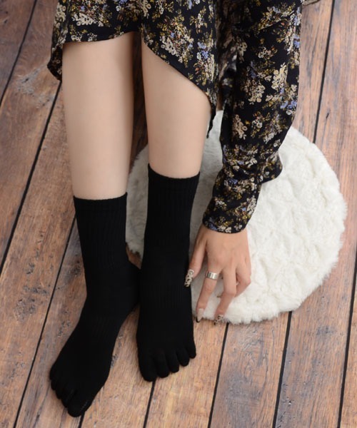 VIBGYOR Women（ヴィブジョー　ウィメン）の「【float】5本指 シンプル サポート付き リブ クルー丈ソックス（ソックス/靴下・レディース・ホワイト/ブラウン/アイボリー/ブラック/ベージュ・FREE）」の7枚目の写真