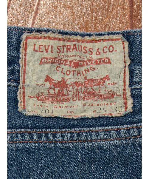 Levi's(リーバイス)の「Levi's/リーバイス LEVI'S(R) VINTAGE CLOTHING 1950'S 701 ジーンズ ミディアムインディゴ(デニムパンツ・レディース・インディゴブルー・W28 L32/27inch/23inch/24inch/25inch/26inch)」の10枚目の写真