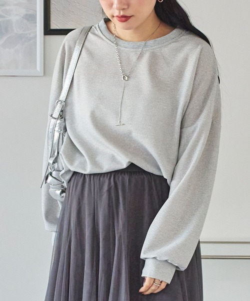 LinoU.(リノユー)の「ワッフル編みロングTシャツ(Tシャツ/カットソー・レディース・ホワイト/ブラック/グレー・M/L)」の12枚目の写真