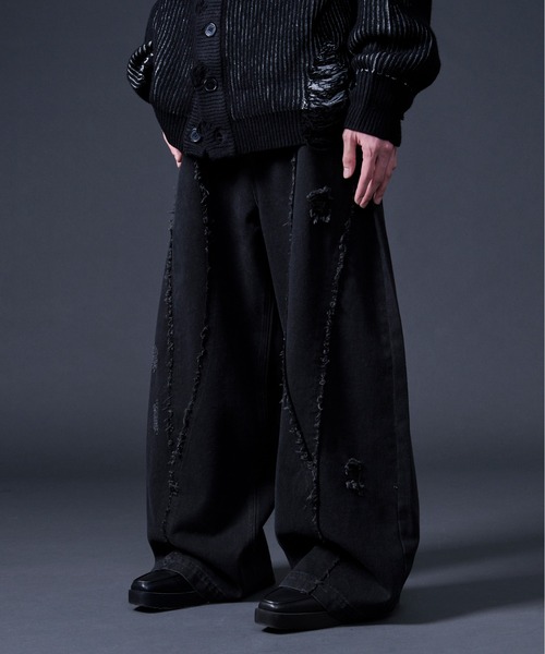 Ellno Loset(エルノロゼット)の「フリンジラインダメージデニム(デニムパンツ・メンズ・ブラック・MEDIUM/SMALL/X-SMALL/LARGE)」の2枚目の写真