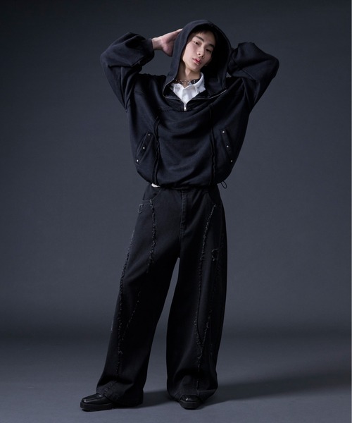 Ellno Loset(エルノロゼット)の「フリンジラインダメージデニム(デニムパンツ・メンズ・ブラック・MEDIUM/SMALL/X-SMALL/LARGE)」の9枚目の写真