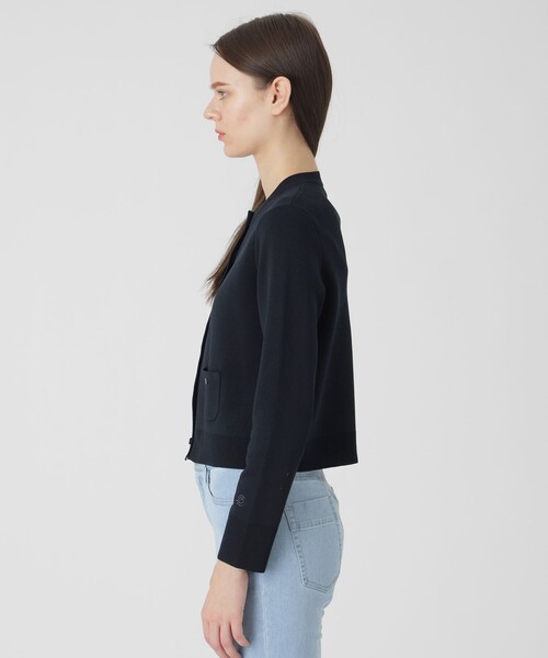 BLUE LABEL CRESTBRIDGE(ブルーレーベルクレストブリッジ)の「コットンポリエステルスムースニットカーディガン(カーディガン/ボレロ・レディース・レッド系その他/ダークネイビー/イエロー/オフホワイト/ブルー・38)」の14枚目の写真