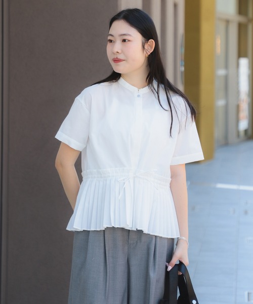 Ray BEAMS（レイビームス）の「プリーツ キリカエ バンドカラー シャツ（シャツ/ブラウス・レディース・ブラック/ホワイト/ライトブルー・ONE SIZE）」の6枚目の写真