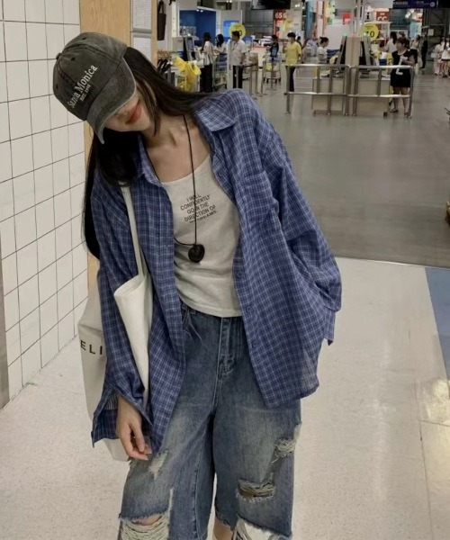 MASHIRO(マシロ)の「【MASHIRO】ブルーチェックゆるシャツ/裏地ボーダー(MA/EK95)(シャツ/ブラウス・レディース・ブルー・FREE)」の8枚目の写真