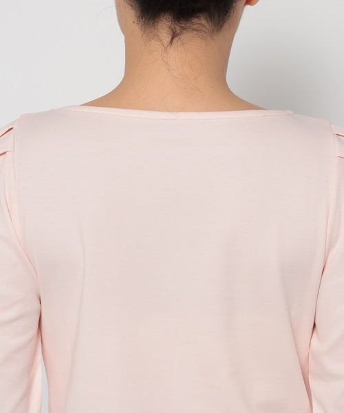 mysty woman(ミスティウーマン)の「【WEB限定】ギャザースリーブプルオーバー 326663(Tシャツ/カットソー・レディース・アイボリー/オフホワイト/ブラック/ブラウン/ピンク・FREE)」の18枚目の写真