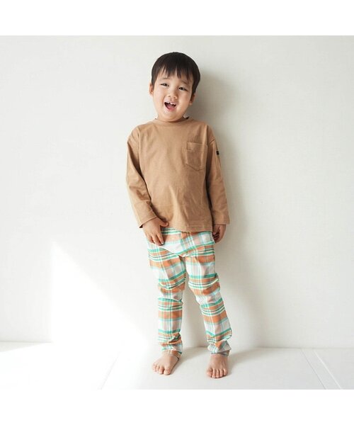 BREEZE(ブリーズ)の「【WEB限定】無地ボーダー長袖Tシャツ_ジュニア対応(Tシャツ/カットソー・キッズ・グリーン/ピンク/ブラック/ブルー/ベージュ/レッド/オフホワイト/ライム/その他11/その他13/ミント/オレンジ/その他12・100/110/90/120/130/140/150)」の20枚目の写真