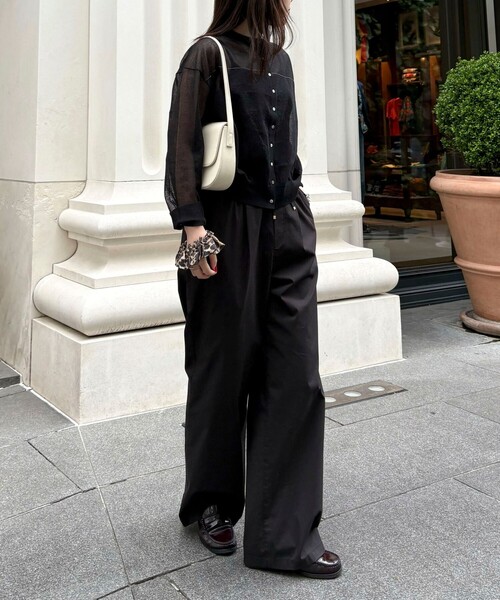 fredy emue（フレディエミュ）の「リネン混配色シアーカーディガン（カーディガン/ボレロ・レディース・グレー/オフホワイト/ブラック/ベビーピンク・38）」の7枚目の写真