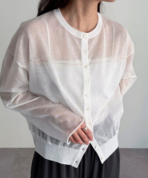 fredy emue（フレディエミュ）の「リネン混配色シアーカーディガン（カーディガン/ボレロ・レディース・グレー/オフホワイト/ブラック/ベビーピンク・38）」の22枚目の写真