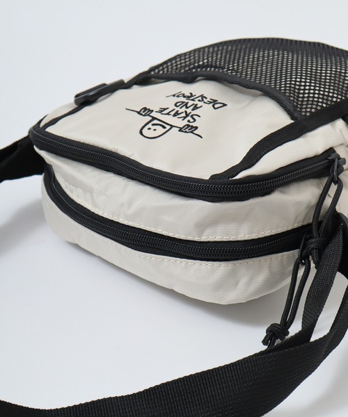 THRASHER（スラッシャー）の「THRASHER ゴンズデザインタテ型ショルダーバッグ（ショルダーバッグ・メンズ・ホワイト系その他/ブラック×ホワイト/ブラック系その他・FREE）」の11枚目の写真