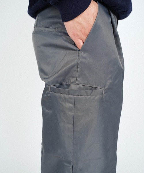 #Re:room(リルーム)の「ナイロンサイドポケットワイドパンツ(その他パンツ・メンズ・グレー/ブラック・SMALL/MEDIUM/LARGE)」の11枚目の写真