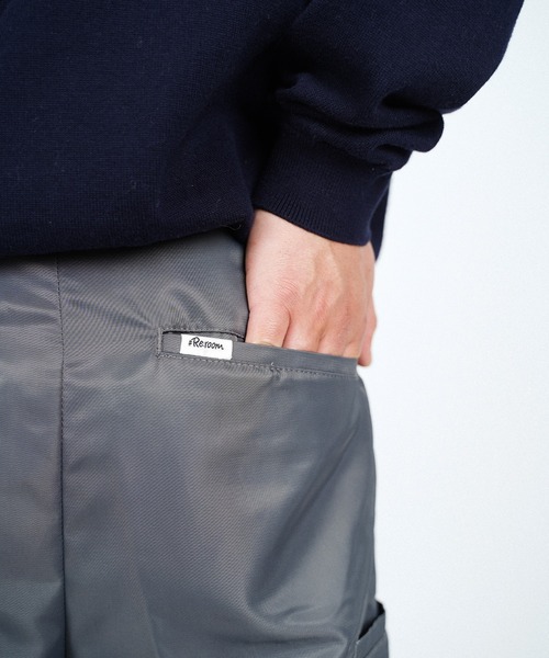 #Re:room(リルーム)の「ナイロンサイドポケットワイドパンツ(その他パンツ・メンズ・グレー/ブラック・SMALL/MEDIUM/LARGE)」の13枚目の写真