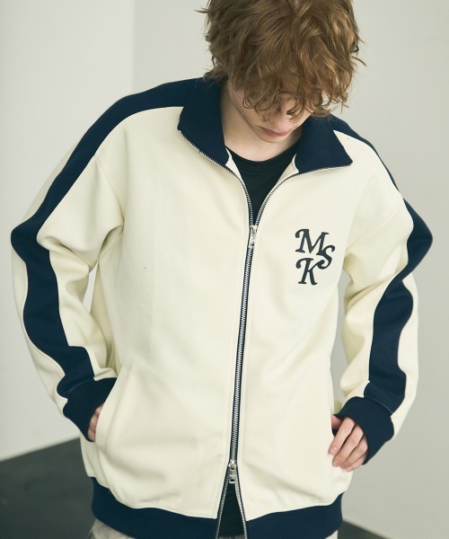 Shoowtime(ショウタイム)の「Line double zip oversize track jacket / ラインダブルジップオーバーサイズトラックジャケット(その他アウター・メンズ・バーガンディー/オフホワイト/ブラック系・LARGE/X-LARGE/MEDIUM)」の9枚目の写真