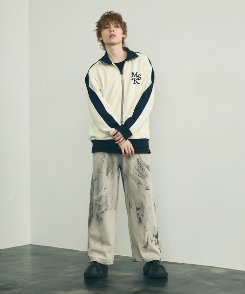 Shoowtime(ショウタイム)の「Line double zip oversize track jacket / ラインダブルジップオーバーサイズトラックジャケット(その他アウター・メンズ・バーガンディー/オフホワイト/ブラック系・LARGE/X-LARGE/MEDIUM)」の14枚目の写真