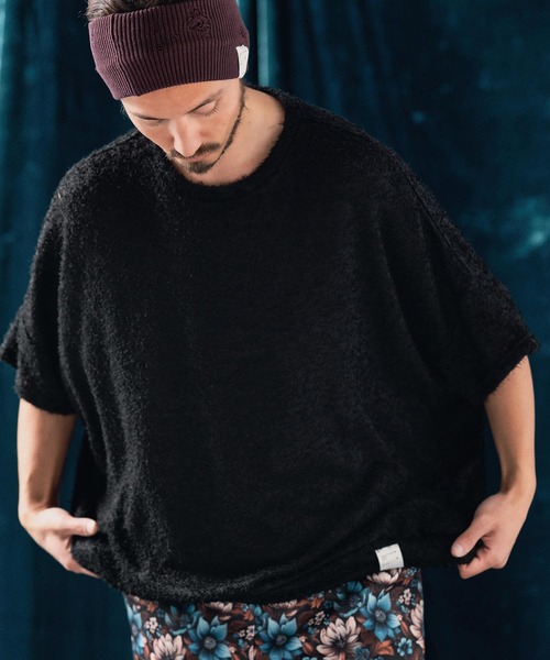 ANGENEHM（アンゲネーム）の「mt9530-Feather texture oversized T-shirt Tシャツ（Tシャツ/カットソー・メンズ・ブラック/チャコール/キナリ・S/M/L）」の11枚目の写真