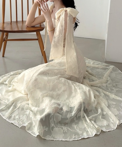 ショルダーリボンフラワージャガードキャミワンピース アイボリー Meiru（メイル）の「ショルダーリボンフラワージャガードキャミ