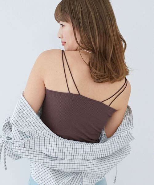 MAJESTIC LEGON(マジェスティックレゴン)の「カップ付きキャミソール(キャミソール・レディース・ブラック/アイボリー/ブラウン/グレー・MEDIUM)」の6枚目の写真