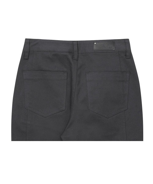 Miseki SEOUL（ミセキソウル）の「Line pocket cargo pants（カーゴパンツ・レディース・チャコール/ブラック・1/2/3）」の22枚目の写真