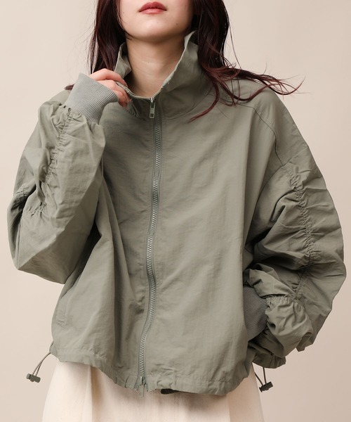 aimoha(アイモハ)の「ボリューム袖MA-1(MA-1・レディース・カーキ/ブラック/アイボリー・FREE)」の3枚目の写真