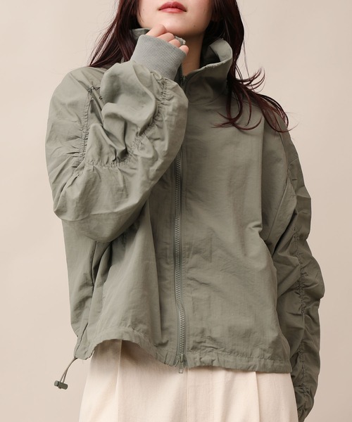 aimoha(アイモハ)の「ボリューム袖MA-1(MA-1・レディース・カーキ/ブラック/アイボリー・FREE)」の14枚目の写真