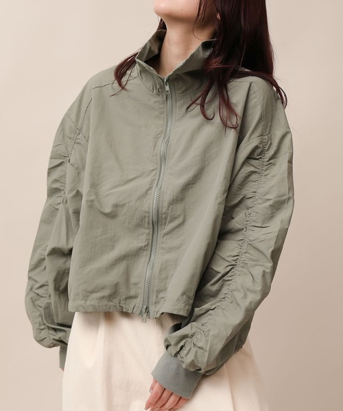 aimoha(アイモハ)の「ボリューム袖MA-1(MA-1・レディース・カーキ/ブラック/アイボリー・FREE)」の16枚目の写真