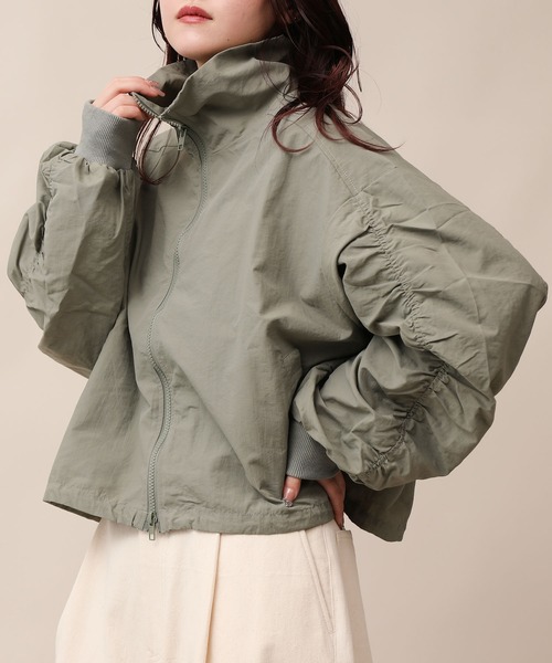 aimoha(アイモハ)の「ボリューム袖MA-1(MA-1・レディース・カーキ/ブラック/アイボリー・FREE)」の17枚目の写真