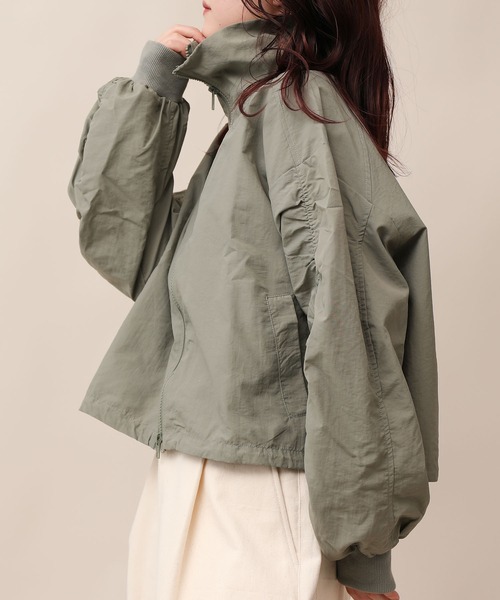 aimoha(アイモハ)の「ボリューム袖MA-1(MA-1・レディース・カーキ/ブラック/アイボリー・FREE)」の18枚目の写真