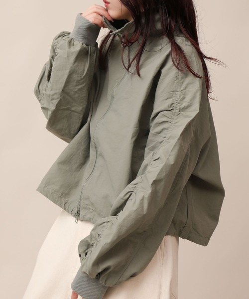 aimoha(アイモハ)の「ボリューム袖MA-1(MA-1・レディース・カーキ/ブラック/アイボリー・FREE)」の20枚目の写真